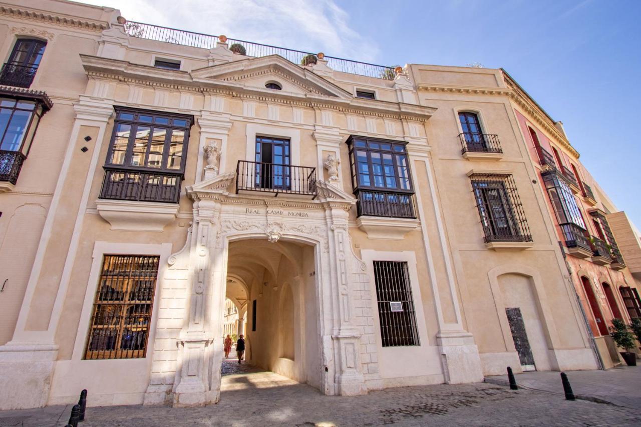 Casa De La Moneda Residence Sevilla Bagian luar foto